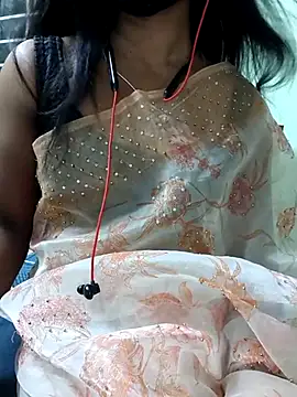Dreamqueentamill naked strip on cam for live sex video chat