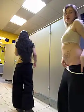 Molllyyyyuggg naked strip on cam for live sex video chat