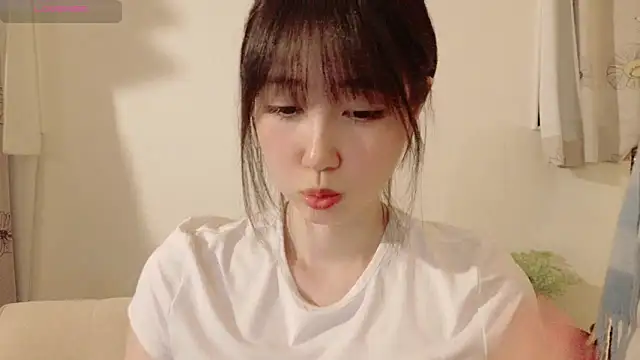 Momotaro-ch naked strip on cam for live sex video chat