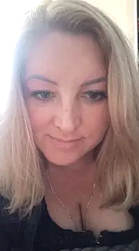 Snowball3021 naked strip on cam for live sex video chat