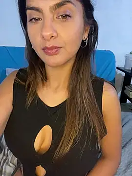 chicachocolate01 naked strip on cam for live sex video chat
