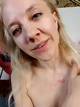 HeronDenni naked strip on cam for live sex video chat