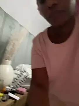 HugeMassiveBooty naked strip on cam for live sex video chat
