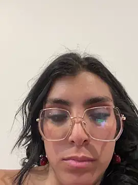 MartinaSooler naked strip on cam for live sex video chat