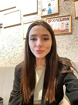 shuggybaby naked strip on cam for live sex video chat