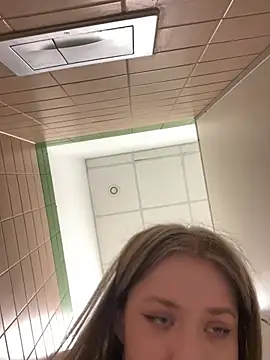 KittyQueeny naked strip on cam for live sex video chat