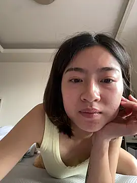Olivia-l naked strip on cam for live sex video chat