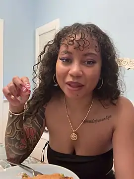 thebrattyprincess naked strip on cam for live sex video chat
