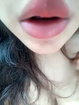 Cute_Riddhi naked strip on cam for live sex video chat