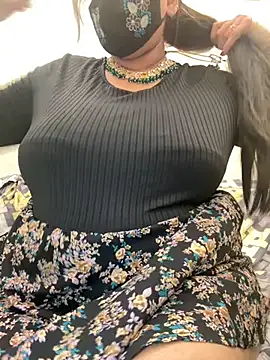 IndianHotBhabi naked strip on cam for live sex video chat