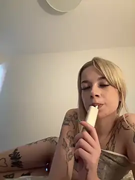 marnemzavar444 naked strip on cam for live sex video chat