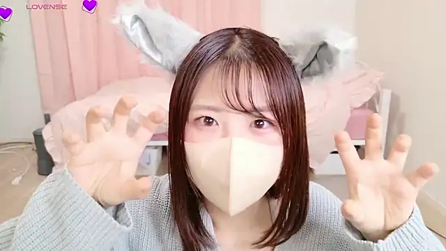 Haru_chiii naked strip on cam for live sex video chat