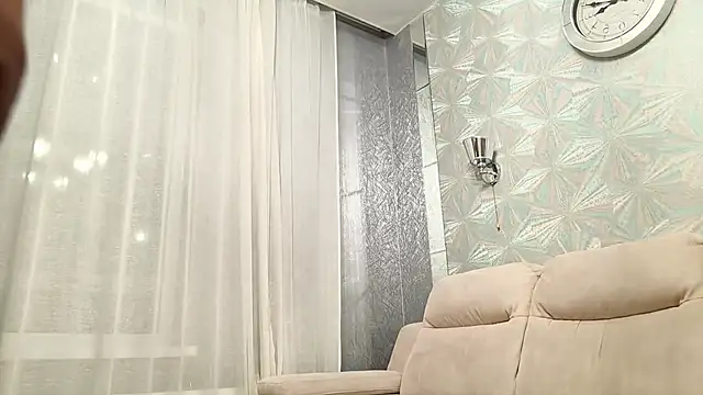 Leaders_sex naked strip on cam for live sex video chat