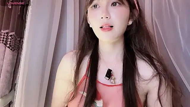 qqqq0808 naked strip on cam for live sex video chat