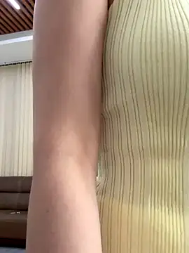 sexy-bobo520 naked strip on cam for live sex video chat