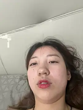 Siqi-00 naked strip on cam for live sex video chat