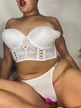 Sweet_Angelacska naked strip on cam for live sex video chat