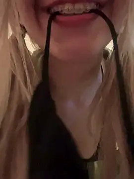 SweetBunnyGF naked strip on cam for live sex video chat