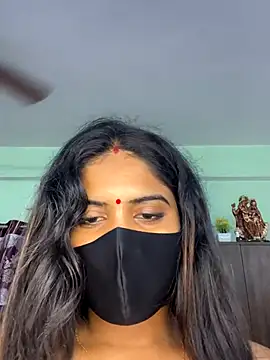 V-hot-sweit naked strip on cam for live sex video chat