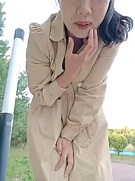 bingxin- naked strip on cam for live sex video chat