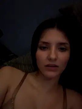 Naughty_CrystalXX naked strip on cam for live sex video chat