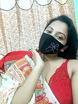 daisy-03 naked strip on cam for live sex video chat