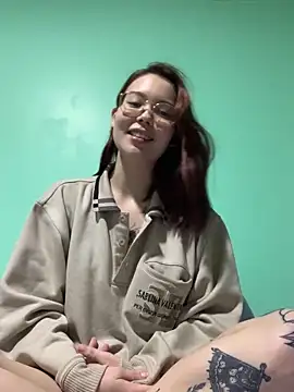 KittyK_at naked strip on cam for live sex video chat