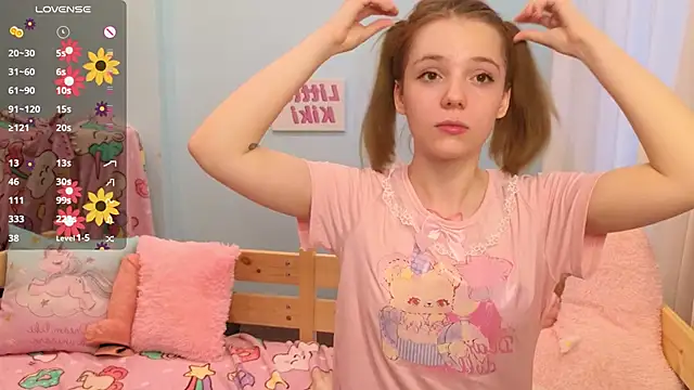 PrincessLittleKiki naked strip on cam for live sex video chat