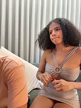 AndresXXXSHOWS naked strip on cam for live sex video chat