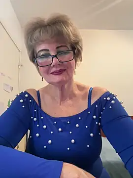 BoloshkaBlonda naked strip on cam for live sex video chat