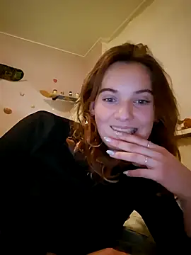 SweetCandyy69 naked strip on cam for live sex video chat