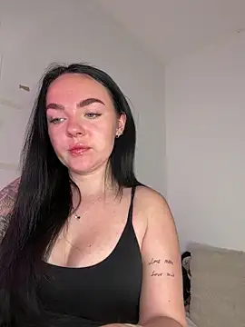 YorkshireGirly naked strip on cam for live sex video chat