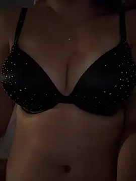 soykittyy444 naked strip on cam for live sex video chat
