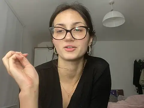 Ellamay06 naked strip on cam for live sex video chat