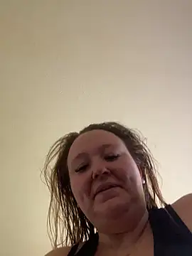 JuicyPeach69 naked strip on cam for live sex video chat