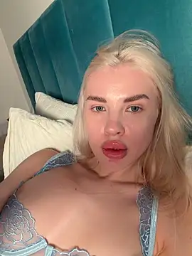 socandyeva naked strip on cam for live sex video chat