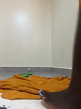 TheaWren naked strip on cam for live sex video chat