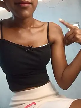 venuki_ihalagamage naked strip on cam for live sex video chat