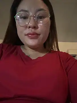 Lina-Naughty naked strip on cam for live sex video chat