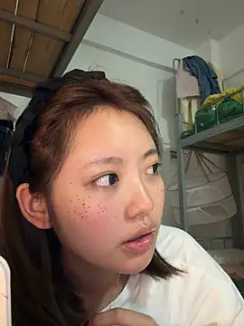 zhuzhu8023 naked strip on cam for live sex video chat