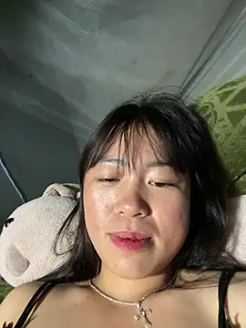 Nuocmat-roi naked strip on cam for live sex video chat