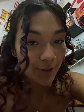 Camilla_Miller01 naked strip on cam for live sex video chat