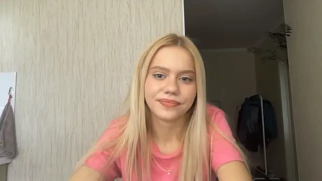 Glamorforyou naked strip on cam for live sex video chat