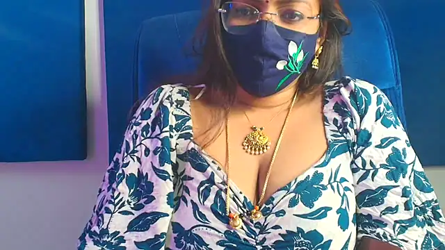 Anjali-Queen naked strip on cam for live sex video chat