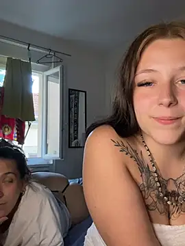 groslolo67 naked strip on cam for live sex video chat