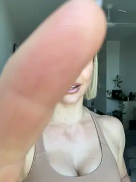 raeparks naked strip on cam for live sex video chat