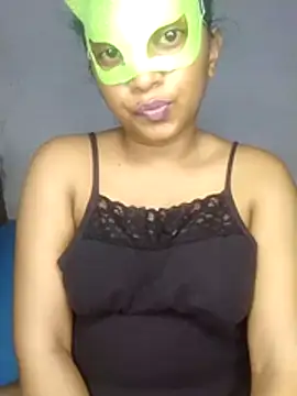 sldoni naked strip on cam for live sex video chat