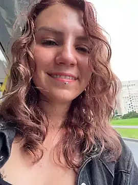 -stray-cat- naked strip on cam for live sex video chat